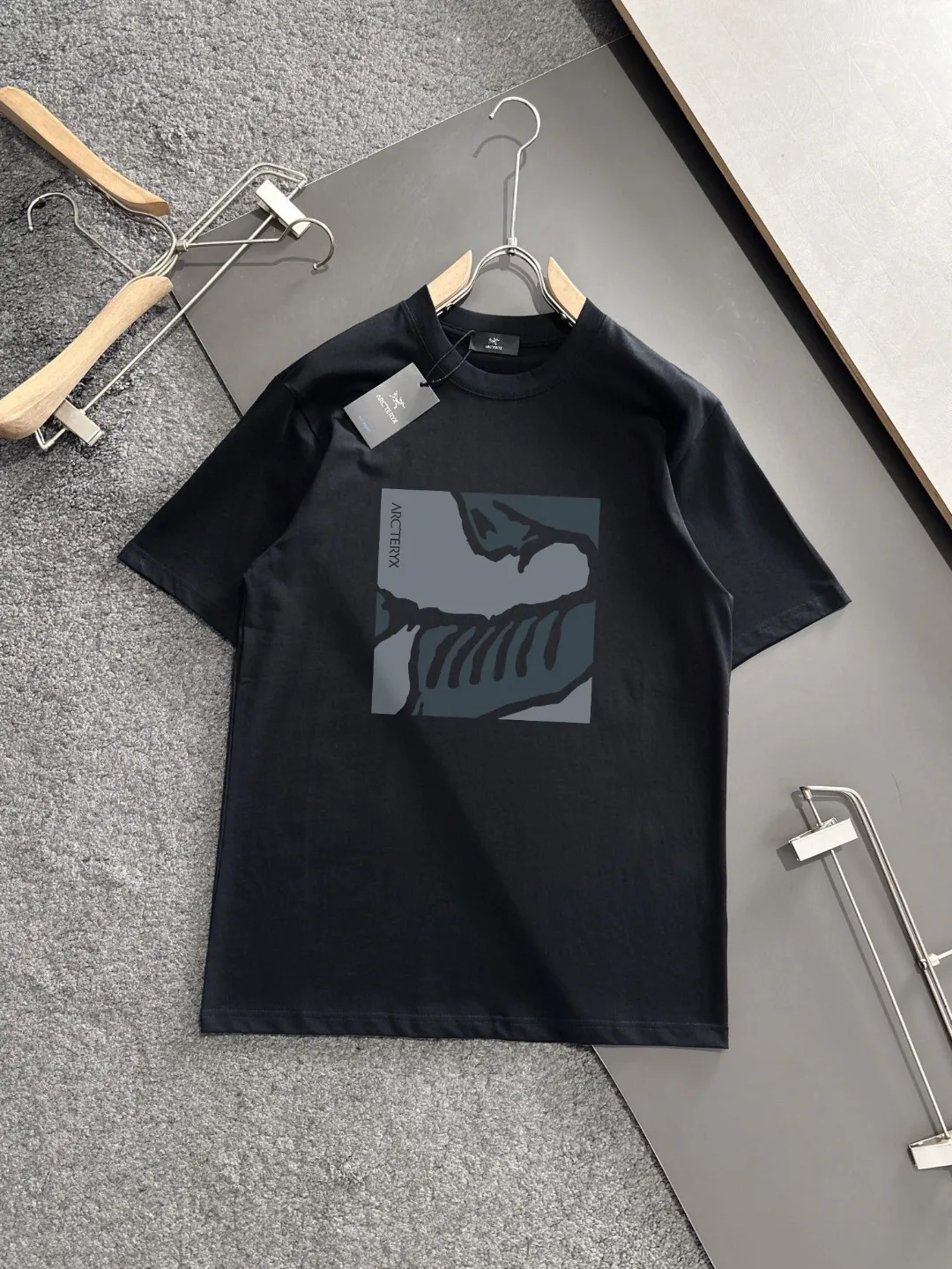 ）arc*】 T ）Hot Sale In Stock ， ， Versatile ） ， ：White、Black、） S-2XL）